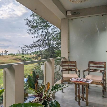 Beach Villa Morjim Exterior foto